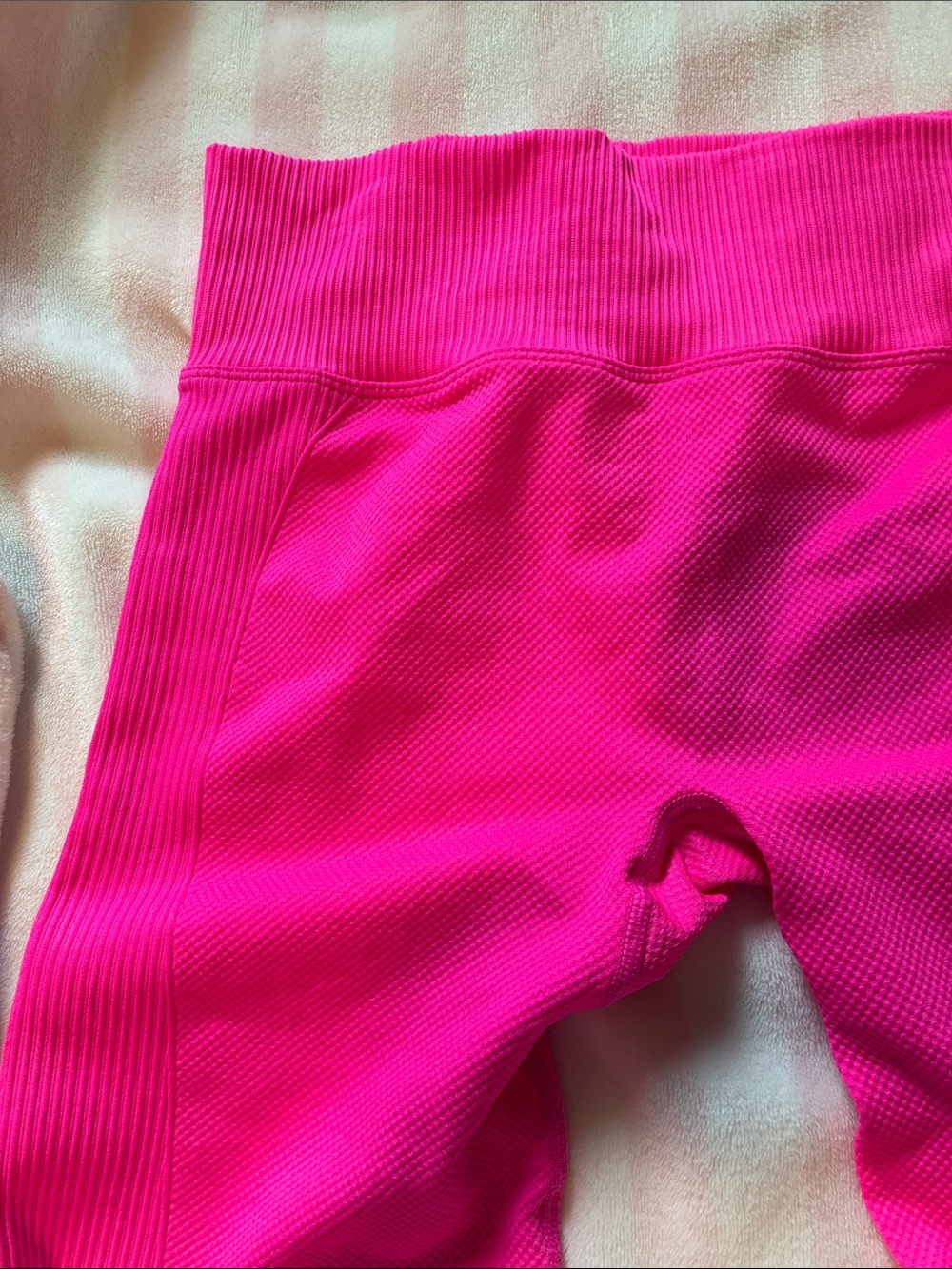 Pink Ribbed Leggings - Picture 4 of 9